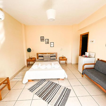 Lefteris Rooms Kambos  Exterior photo