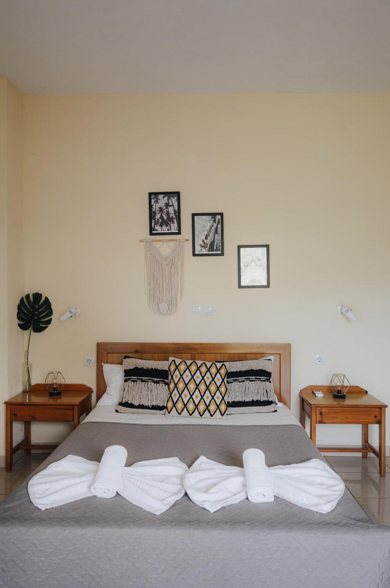 Lefteris Rooms Kambos  Exterior photo
