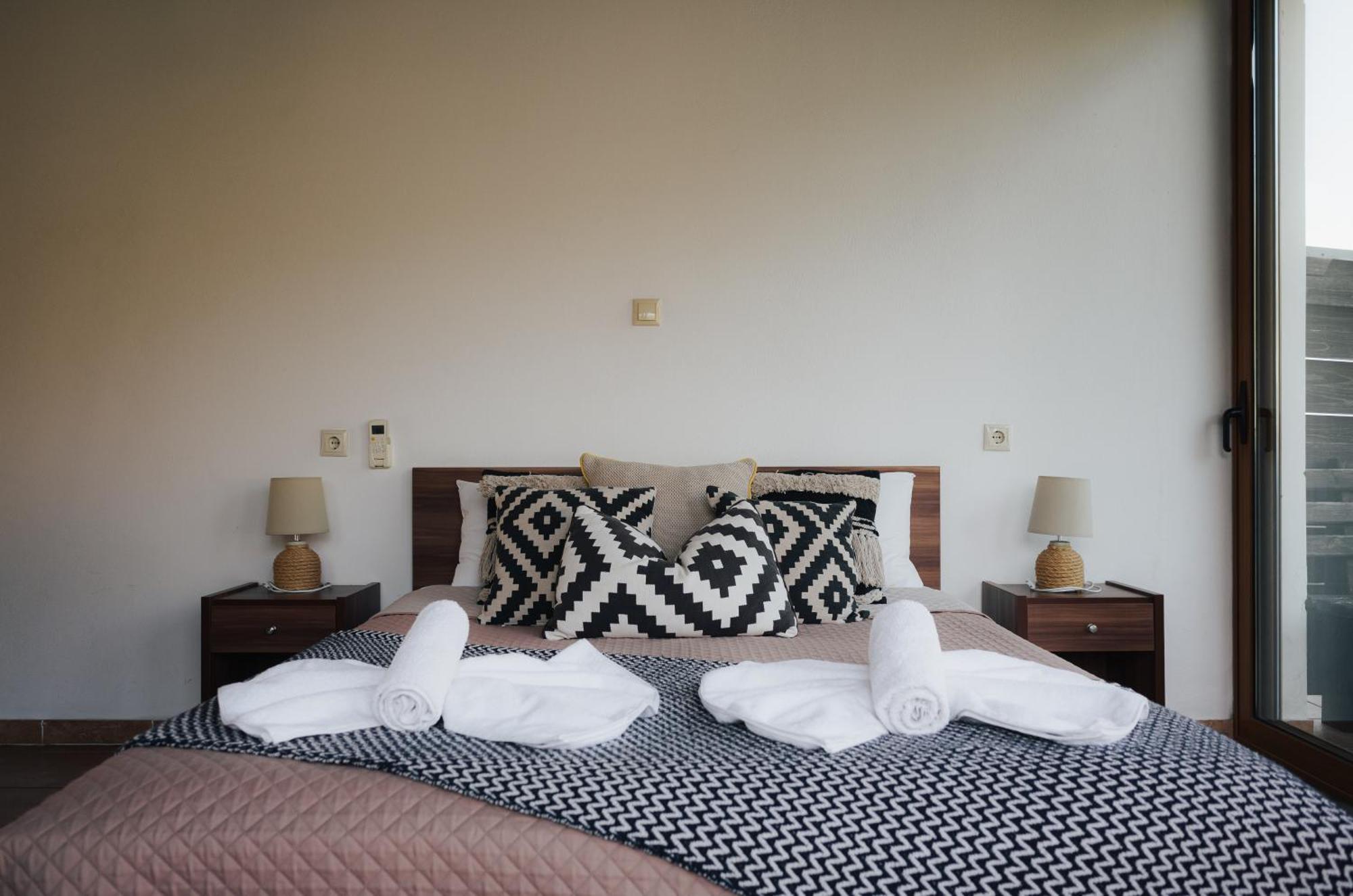 Lefteris Rooms Kambos  Exterior photo