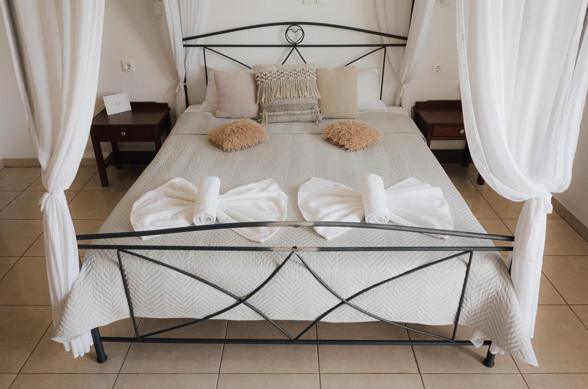 Lefteris Rooms Kambos  Exterior photo